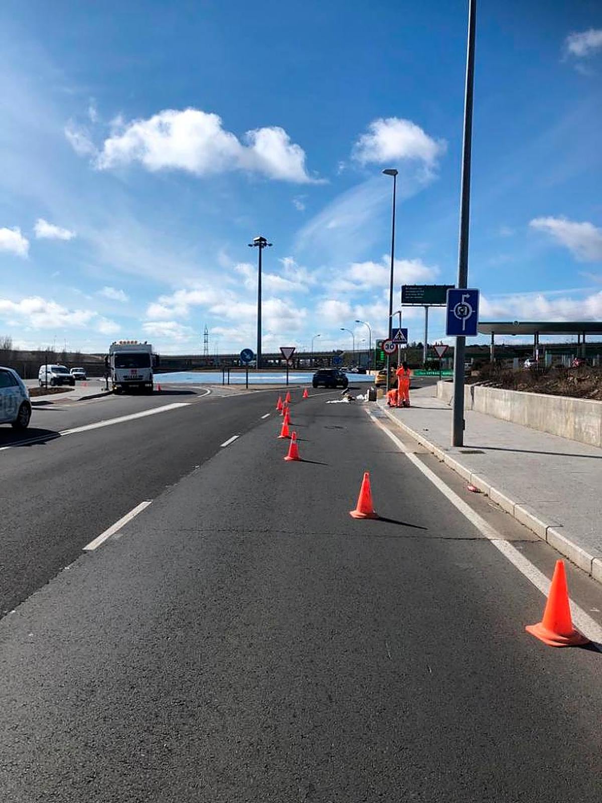 Obras para instalar el nuevo paso de peatones