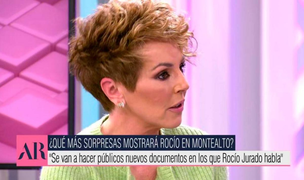 Rocío Carrasco en un plató de televisión.