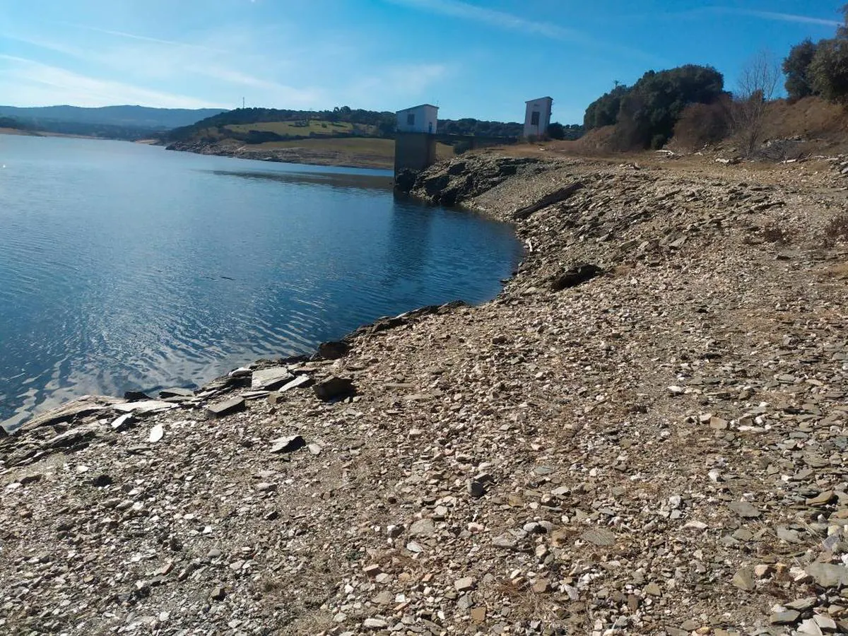 Estado en el que se encuentra el embalse de Santa Teresa