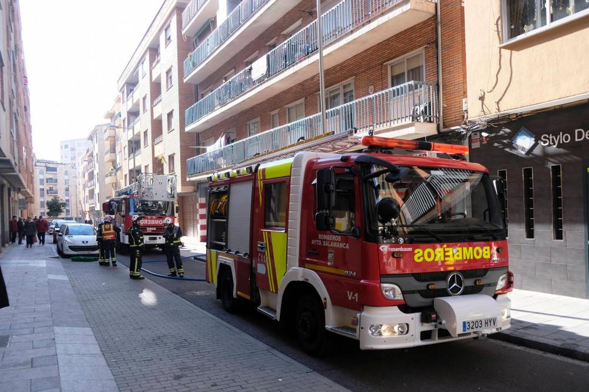 Los Bomberos de Salamanca en otra intervencción.