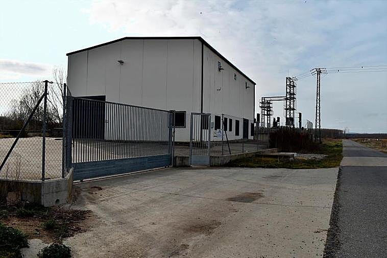 Edificio donde se encuentra el sistema del control de riego en Encinas de Arriba