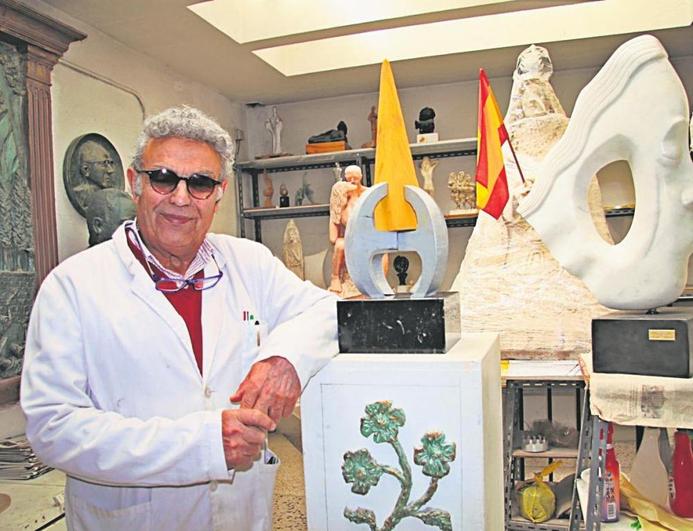 Una escultura unirá Villamayor con Europa