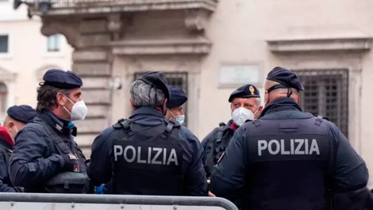 Policía italiana encargada del caso.