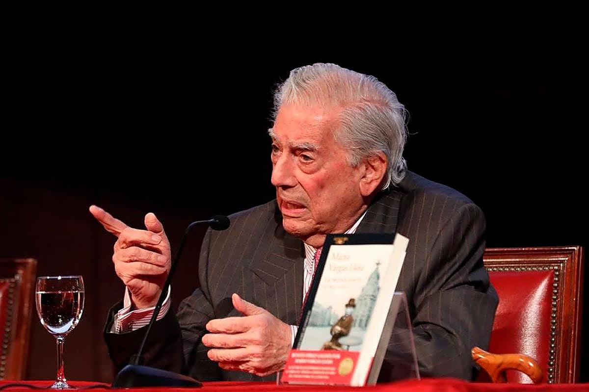 El escritor hispanoperuano Mario Vargas Llosa