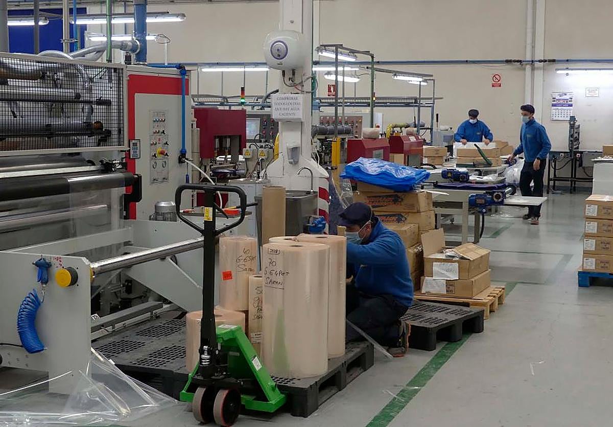 La satisfacción de los clientes de Vacioplast proviene del buen hacer de sus empleados y el trabajo en equipo.