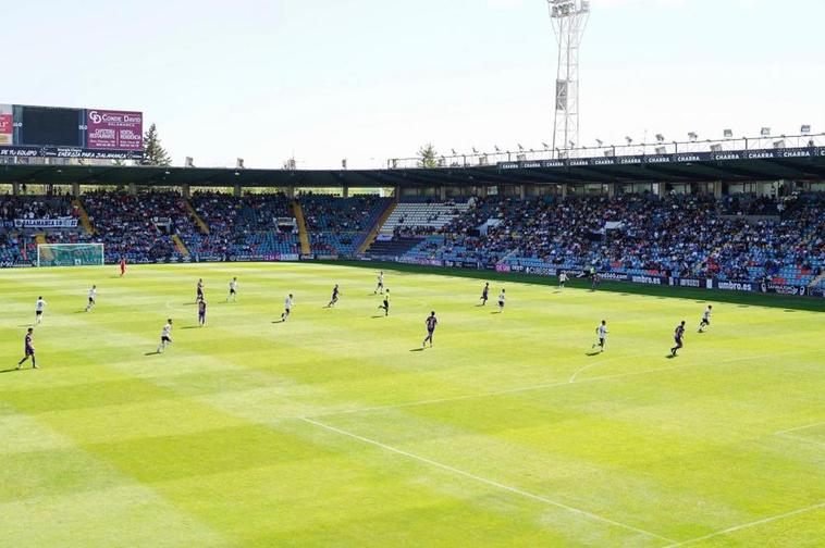 Aspecto del estadio Helmántico en el encuentro entre el Salamanca y el Cristo Atlético