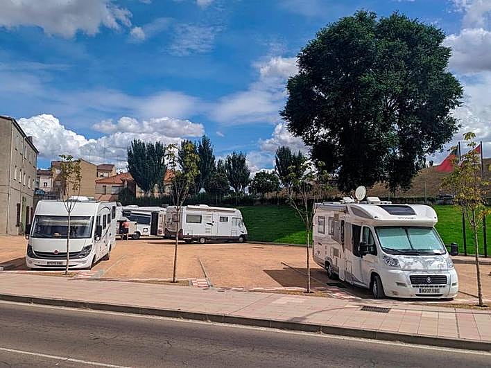Alta ocupación diaria en el aparcamiento de autocaravanas de Ciudad Rodrigo