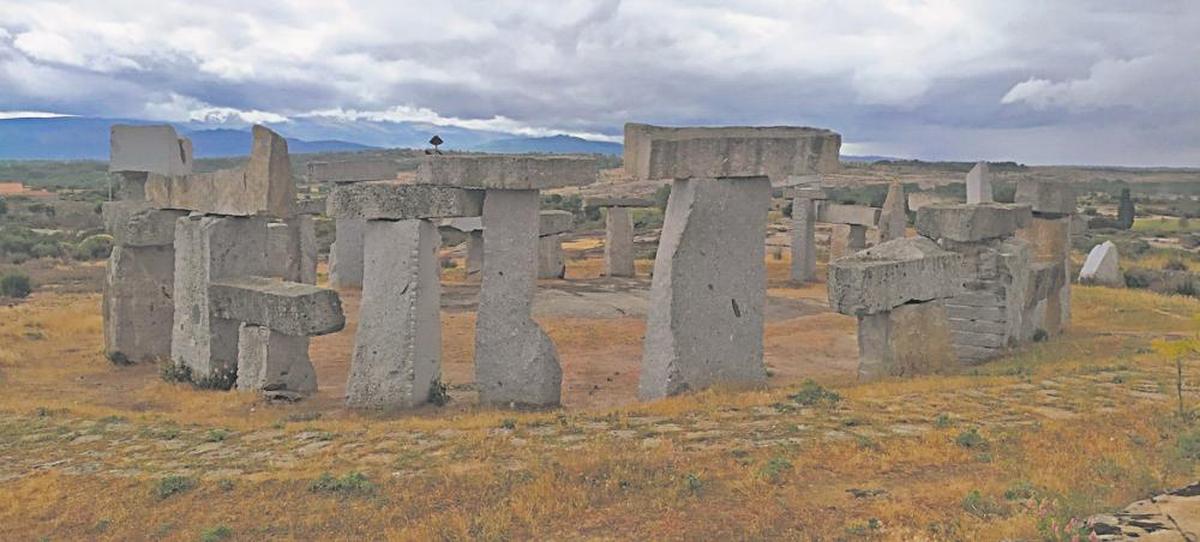 Una de las creaciones más majestuosas y que recuerdan al famoso ‘cromlech’ de Stonehenge.