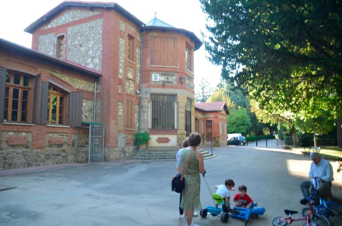 Salamanca cede a Candelario el uso del albergue del parque municipal | La Gaceta de Salamanca