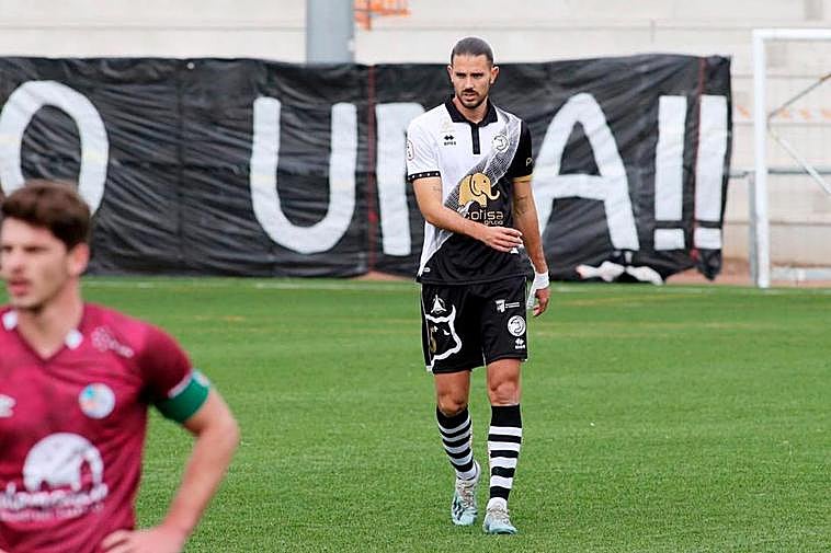 Mario Gómez en su anterior etapa en el Unionistas.