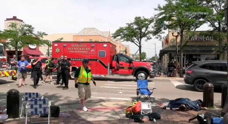 Al menos cinco muertos por disparos durante un desfile del 4 de Julio a las afueras de Chicago