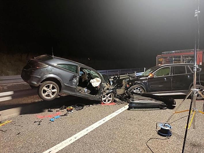 Los dos coches implicados en el accidentes.