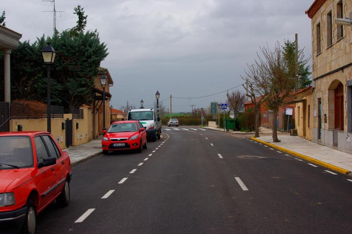 La entrada a la localidad de Monterrubio de Armuña.