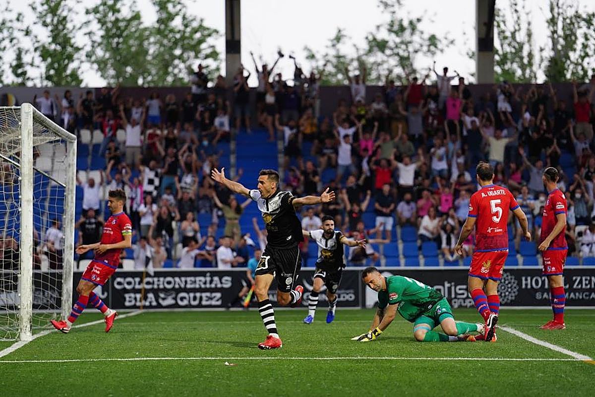 Jesús de Miguel celebra un gol ante el Calahorra en el Reina Sofía la pasada temporada