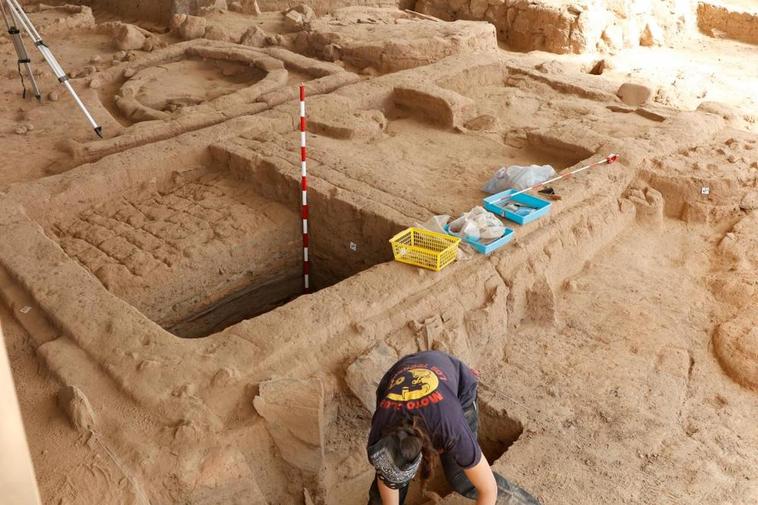 Restos del edificio de la Edad de Hierro destinado al culto, cuya planta guarda similitud con templos de culturas del Mediterráneo Oriental.