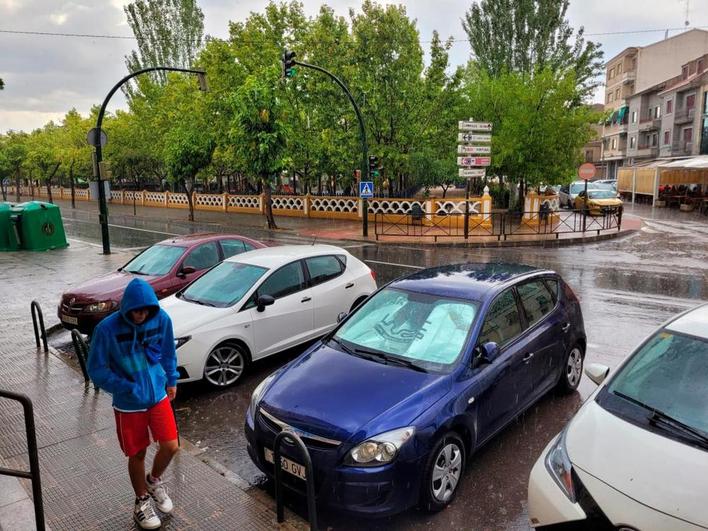 Imagen del aguacero caído en Ciudad Rodrigo en la tarde de este viernes.