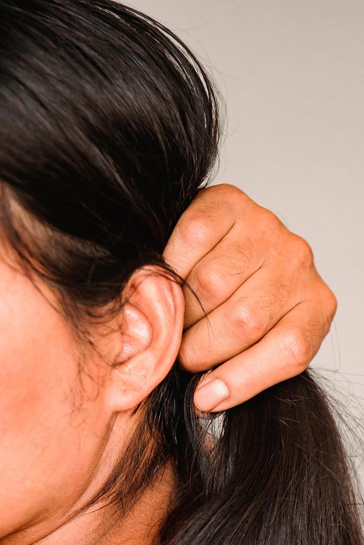 El agua atascada en el oído puede ser un problema recurrente en verano.