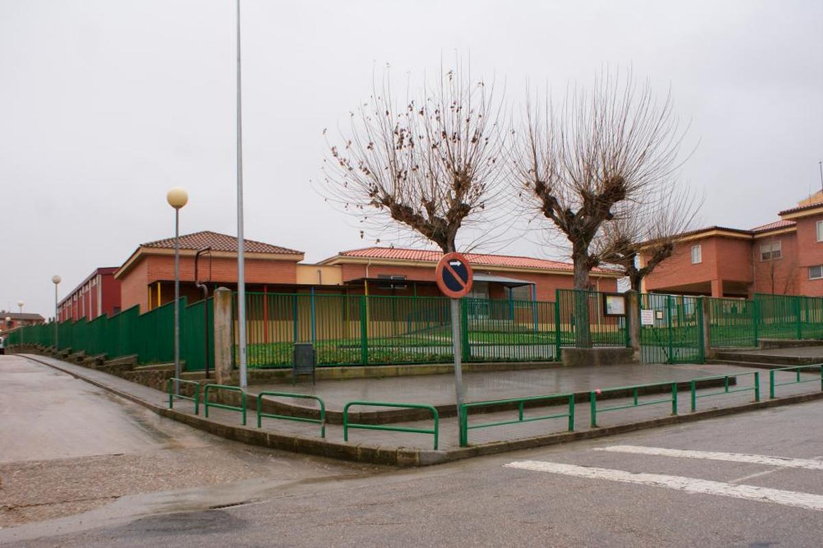 Colegio Nuestra Señora del Carmen de Ledesma.