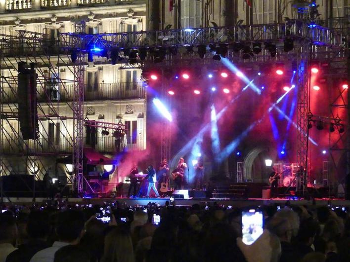 Concierto de El Arrebato en la Plaza Mayor.