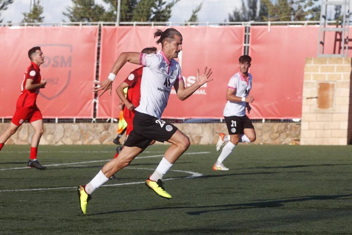 Fabio, del Salamanca, en el choque en el San Casto del sábado