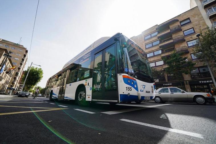 Un autobús urbano de Salamanca.