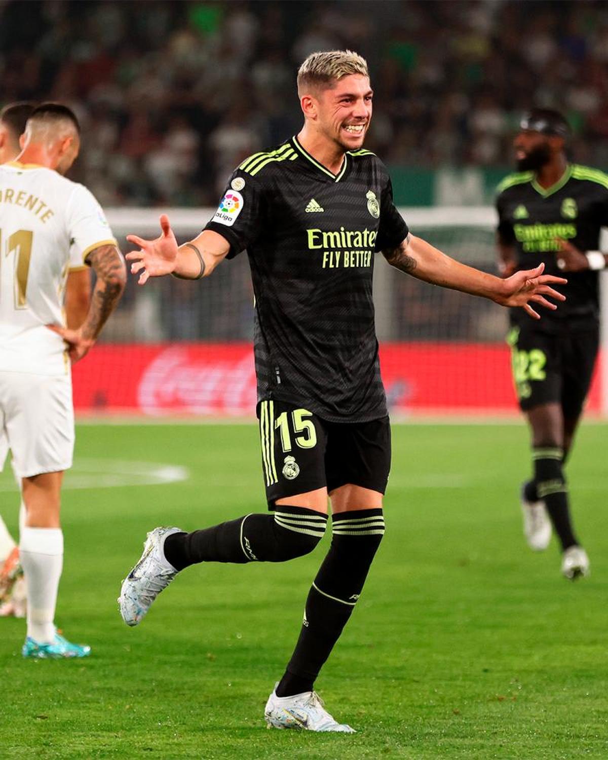 Valverde celebra su gol marcado al Elche.