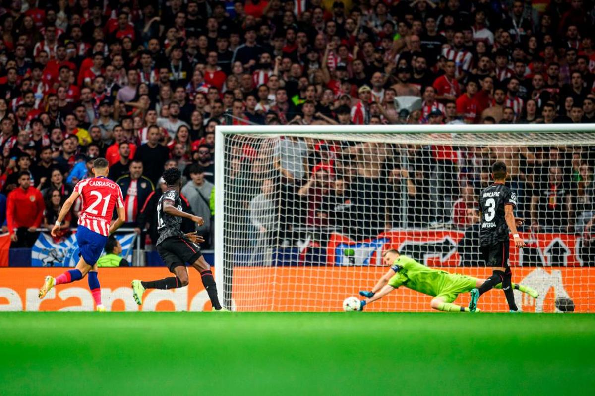 Penalti fallado por Carrasco.