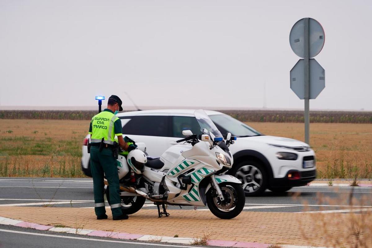 Un control de la Guardia Civil de Tráfico.