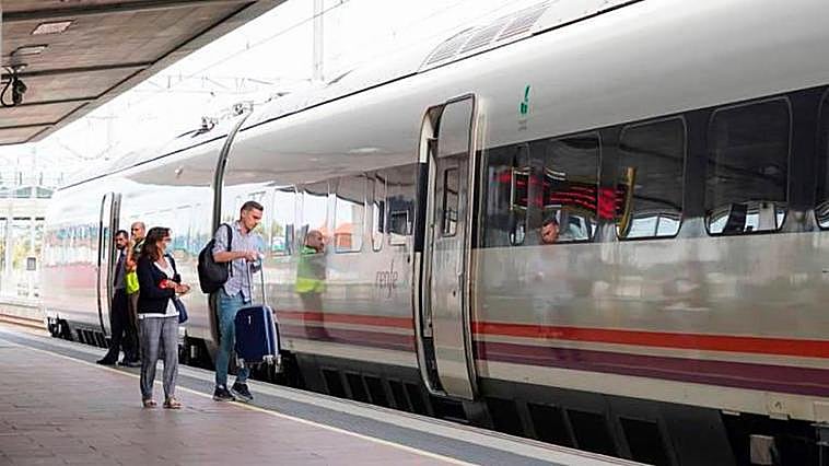 Un tren en la estación de Salamanca