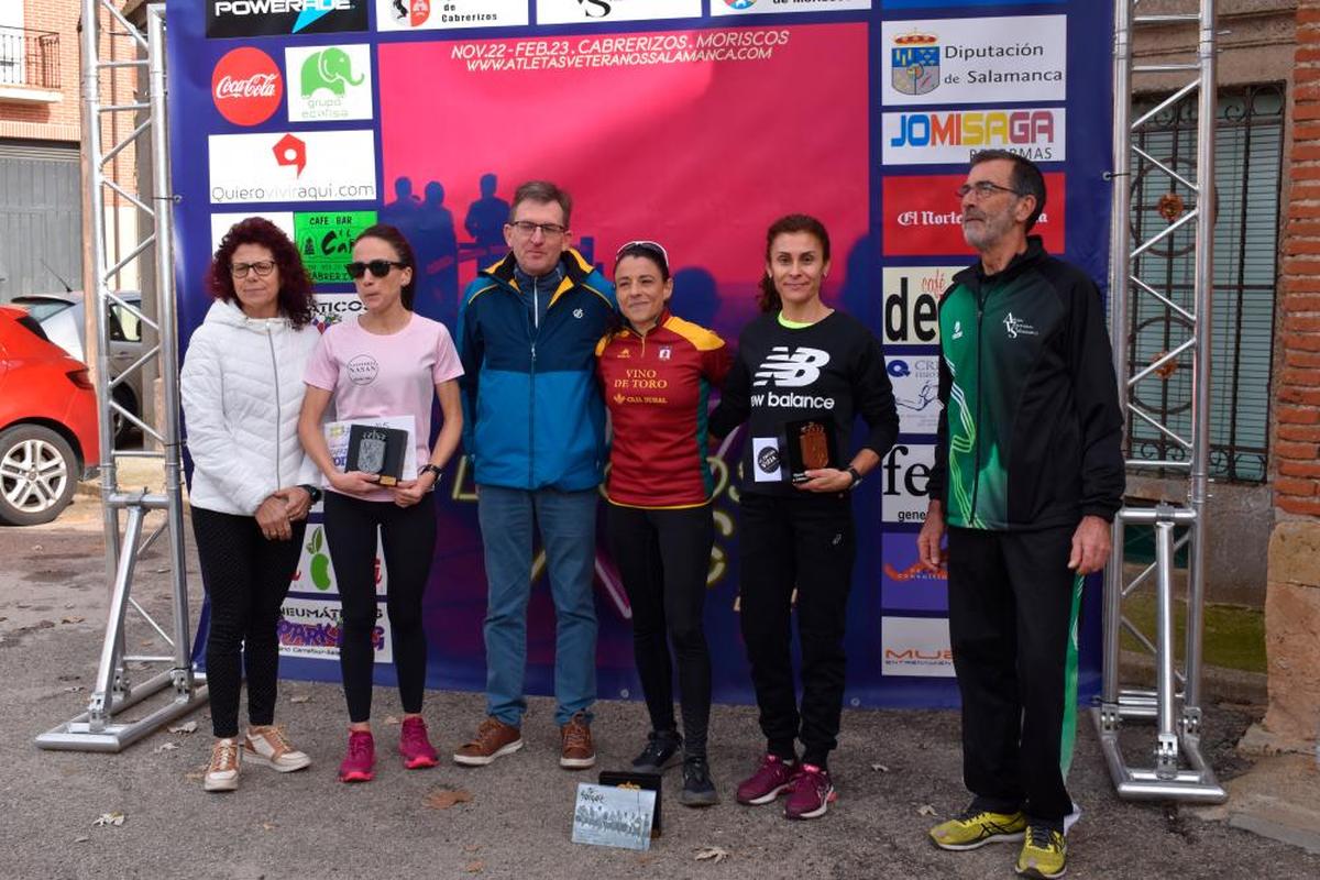 Las tres primeras féminas, en el podio