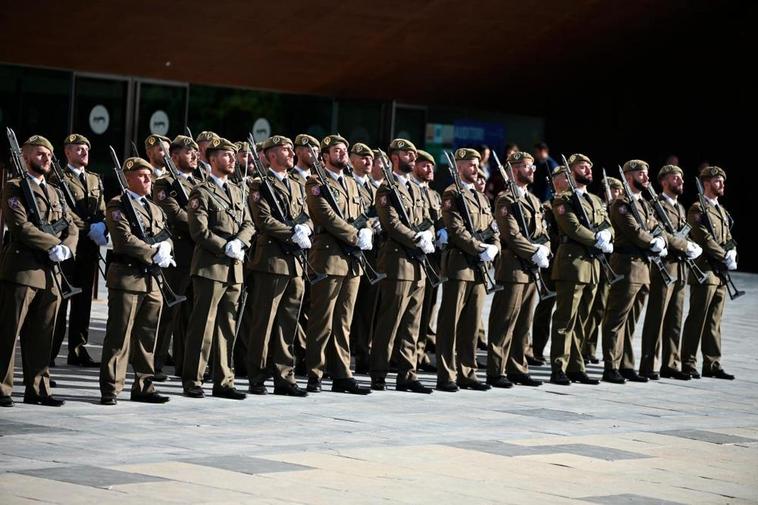 Soldados del Mando de Transmisión de Valencia del ejército de Tierra