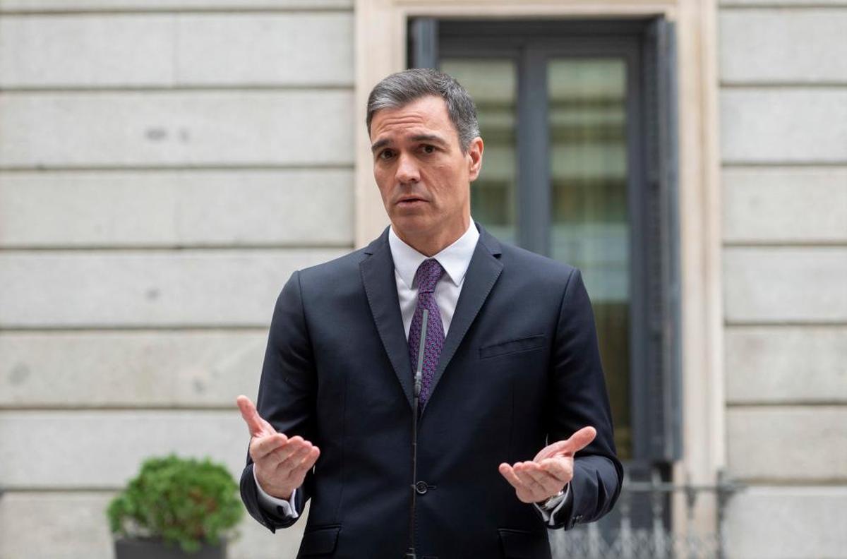 El presidente del Gobierno, Pedro Sánchez, en el ojo del huracán