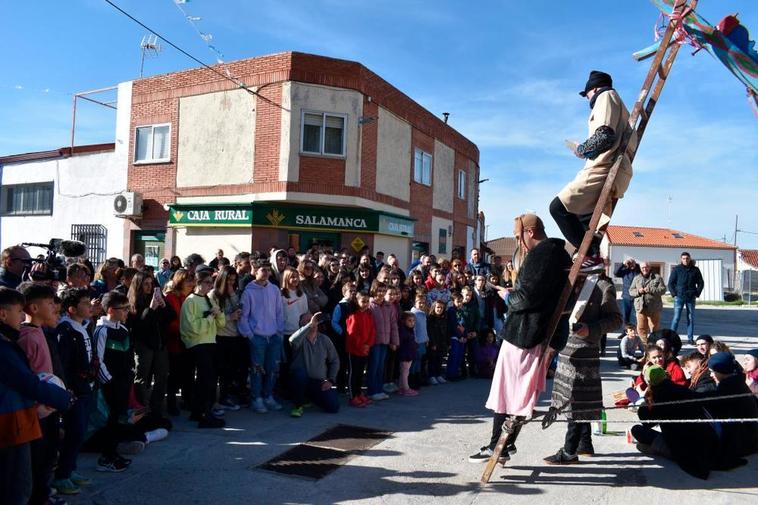 Valdecarros cumple con una de las tradiciones más arraigadas de la provincia