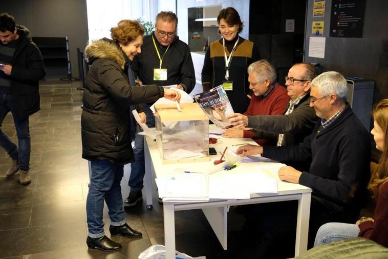 Momento de la votación en las elecciones de 2018