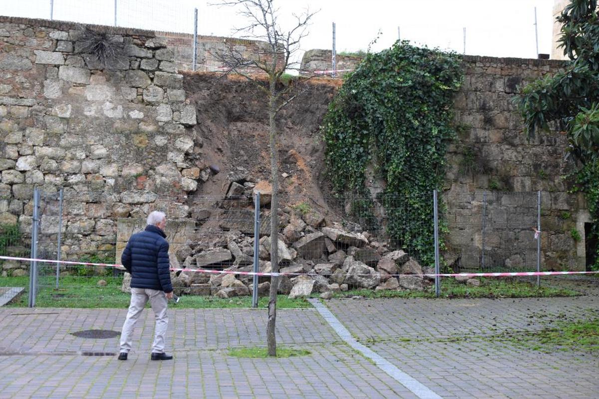 Derrumbe en el lienzo interior de la Muralla del pasado día 2