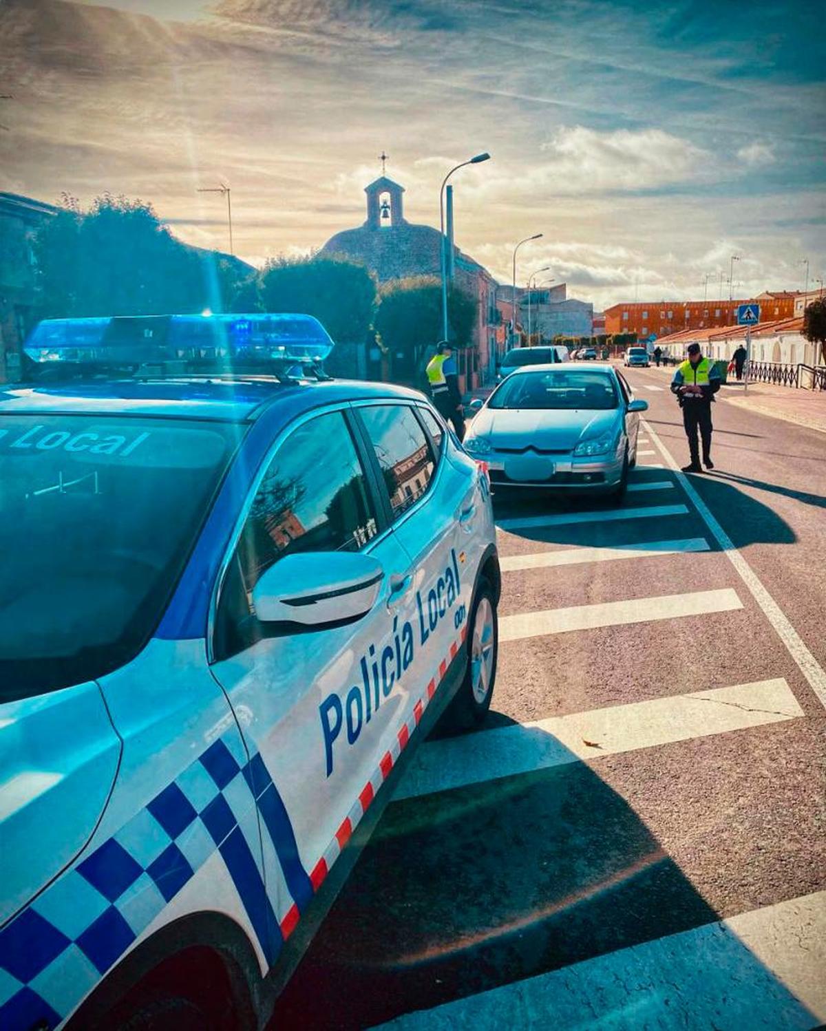 Un control policial en Peñaranda de Bracamonte