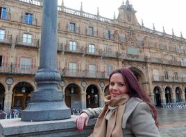 Cristina Ullán, feliz con su nueva vida, en la Plaza Mayor