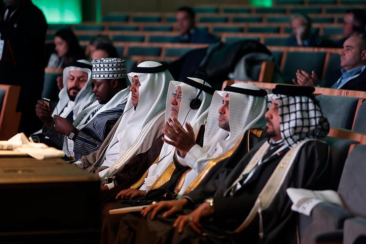 Los participantes del Peace City World en el Palacio de Congresos.