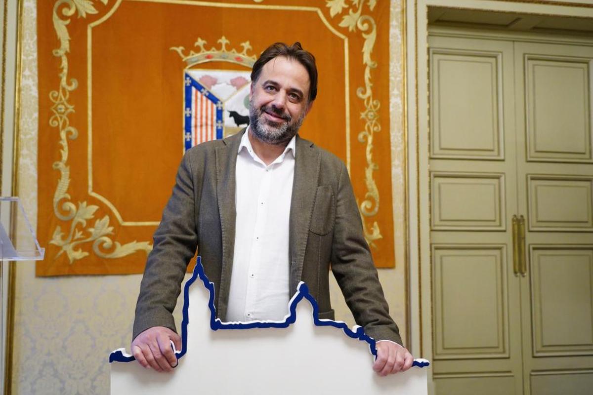 Fernando Castaño, durante una rueda de prensa en el Ayuntamiento de Salamanca.