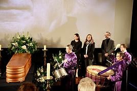 Así ha sido el funeral del cineasta Carlos Saura.