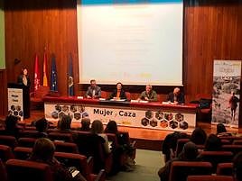 La presentación del primer estudio sobre la Mujer Cazadora en España