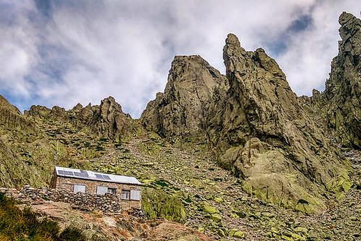 El refugio Victory donde quedó esperando la señora herida.