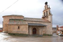 La iglesia de Almenara de Tormes, en una foto de archivo