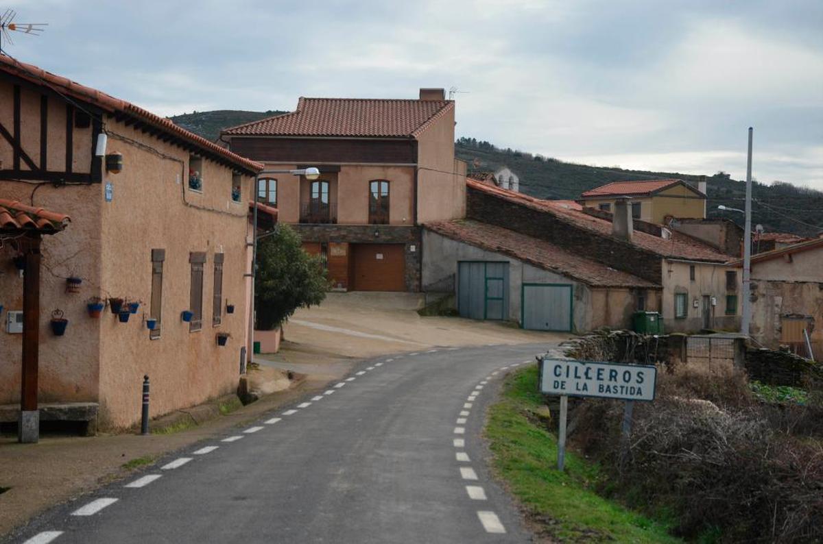 Cilleros de la Bastida, un municipio con tan solo 23 habitantes censados
