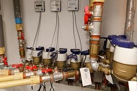 Sala de contadores de una comunidad de Salamanca.