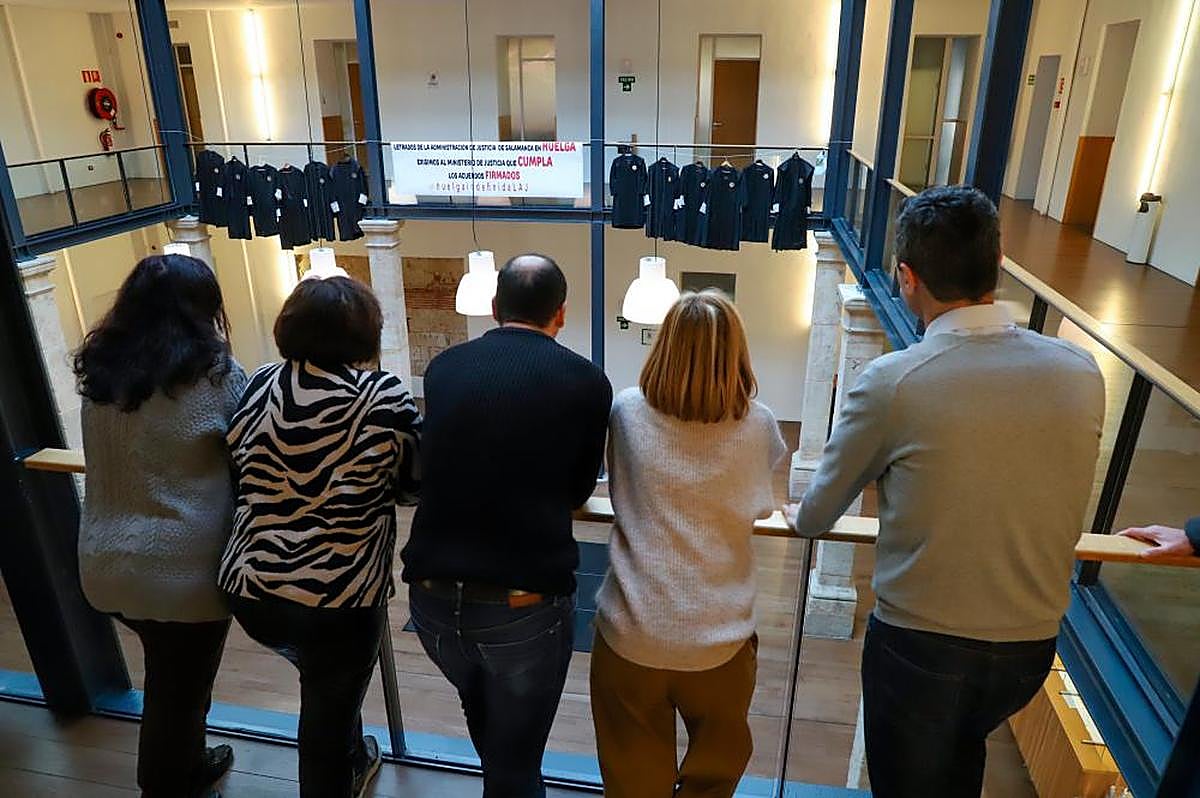 Una de las protestas de los letrados en los Juzgados de Salamanca.