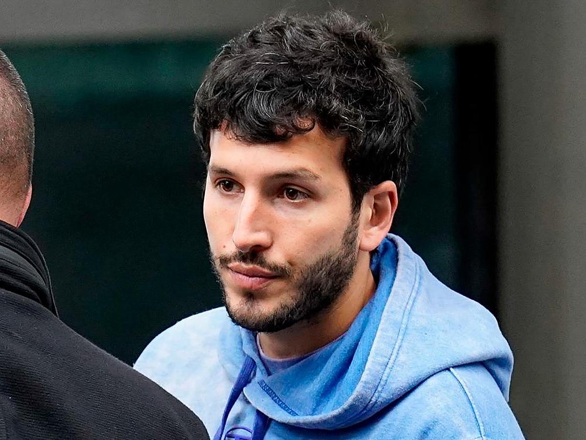 Sebastián Yatra, en el aeropuerto de Madrid