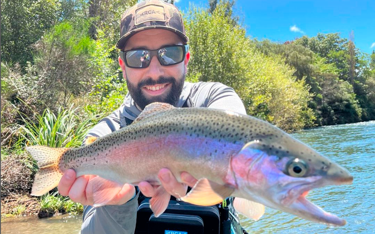 David Arcay: “No hay moscas mágicas para pescar, pero sí manos que hacen magia pescando”