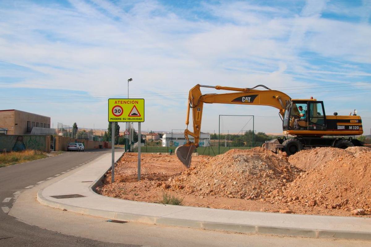 Los movimientos de tierras en la zona deportiva de El Salinar