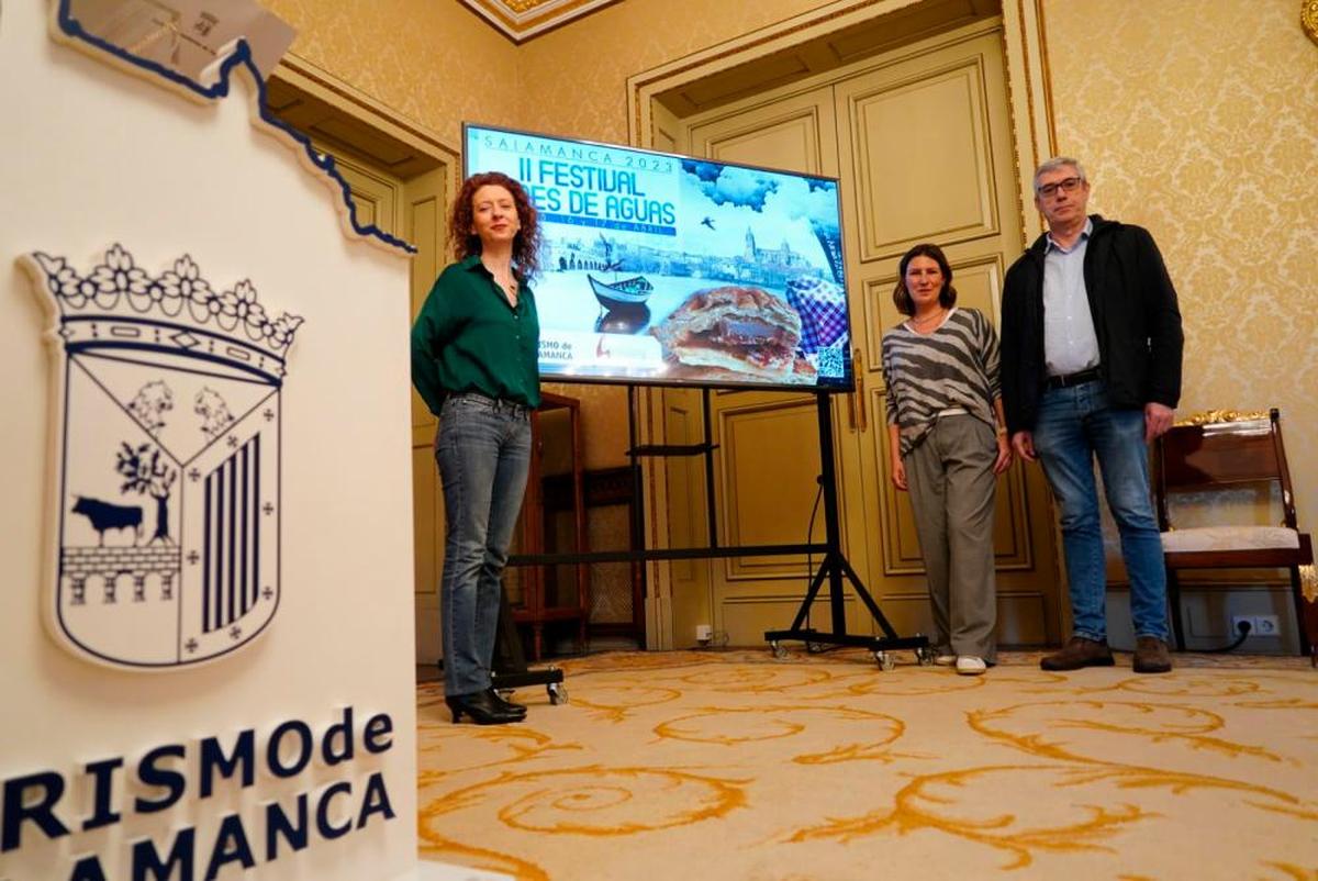 Presentación en el Ayuntamiento del segundo Festival Lunes de Aguas.